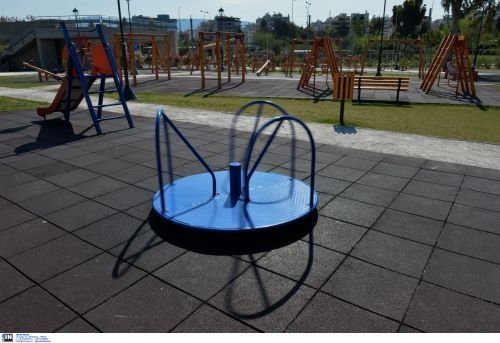 Ίλιον: 89χρονος θώπευσε ανήλικη σε παιδική χαρά και της πρότεινε να συνευρεθούν ερωτικά έναντι αμοιβής