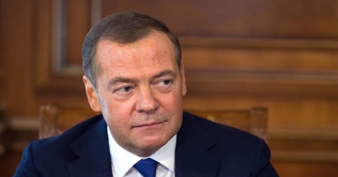 Μεντβέντεφ: Casus belli η κατάσχεση των ρωσικών assets από την ΕΕ