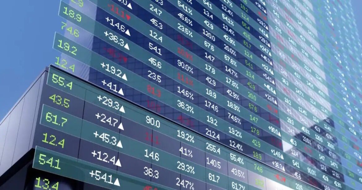 Είναι «στραβό» το οικονομικό κλίμα; ^ επιβράδυνση βλέπει ο ΟΟΣΑ το 2027 – αλλά λεφτά υπάρχουν για Black Friday ^ πάει κανείς στα τραπεζικά καταστήματ