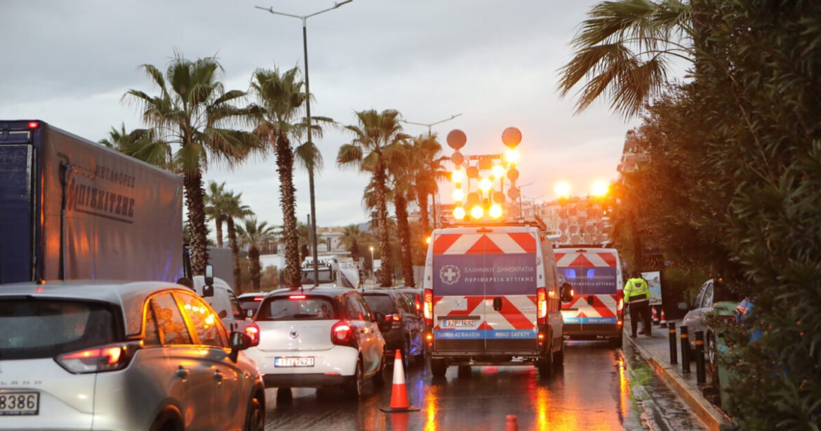 Κακοκαιρία Byron: Από μία λωρίδα η κυκλοφορία στη νέα εθνική Αθηνών – Κορίνθου – Ποιοι δρόμοι έχουν κλείσει