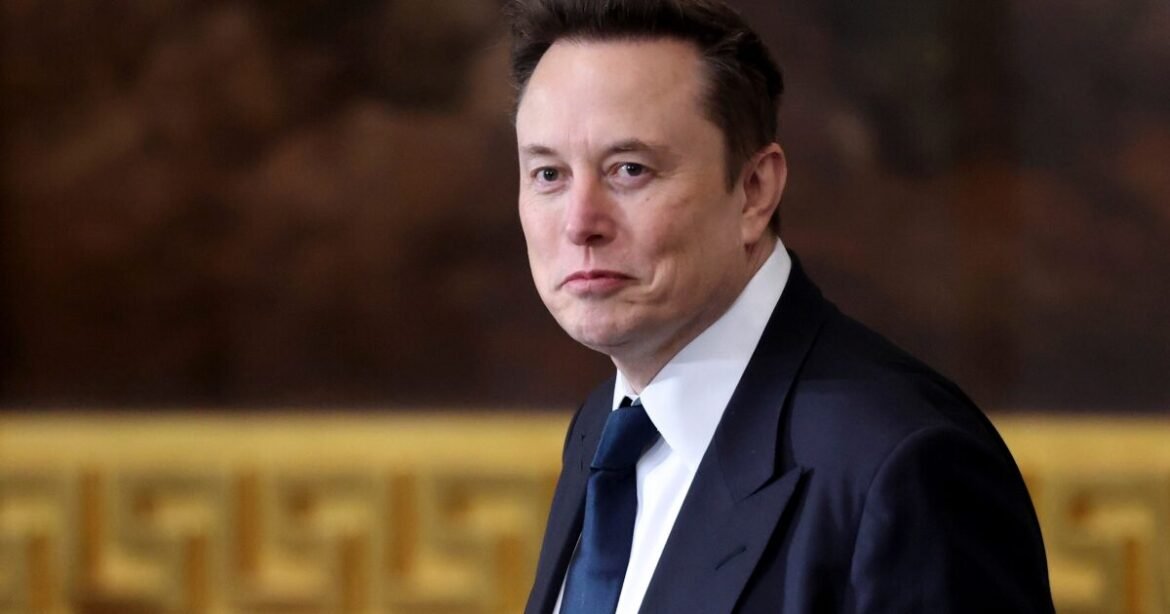 Επίθεση Μασκ για το πρόστιμο στο Χ: «Καταργήστε την Ευρωπαϊκή Ένωση»