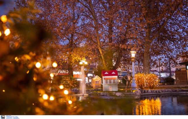 Χριστουγεννιάτικοι προορισμοί στην Ελλάδα: Ποια είναι τα πιο δημοφιλή θεματικά πάρκα – Τι δείχνουν τα