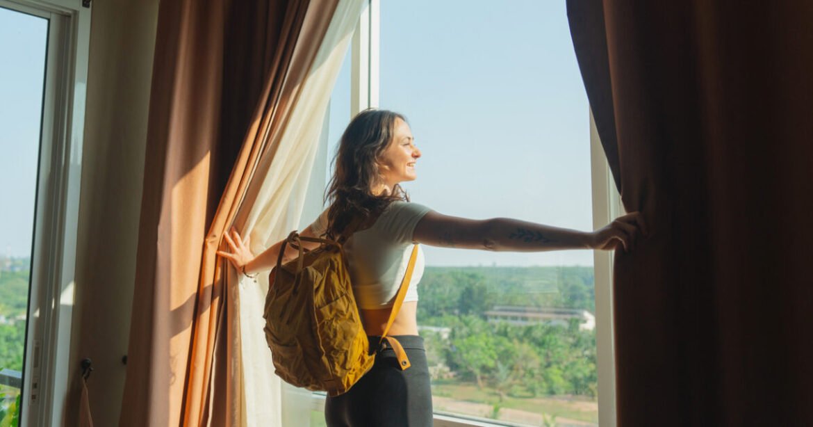 Ανοδική πορεία για τα ακίνητα τύπου Airbnb το 2025 – Η ακτινογραφία της ελληνικής αγοράς