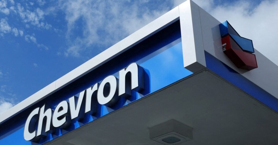 Στα ύψη οι μετοχές της Chevron μετά τις δηλώσεις Τραμπ για Βενεζουέλα – Άνοδος και για ConocoPhillips και Exxon