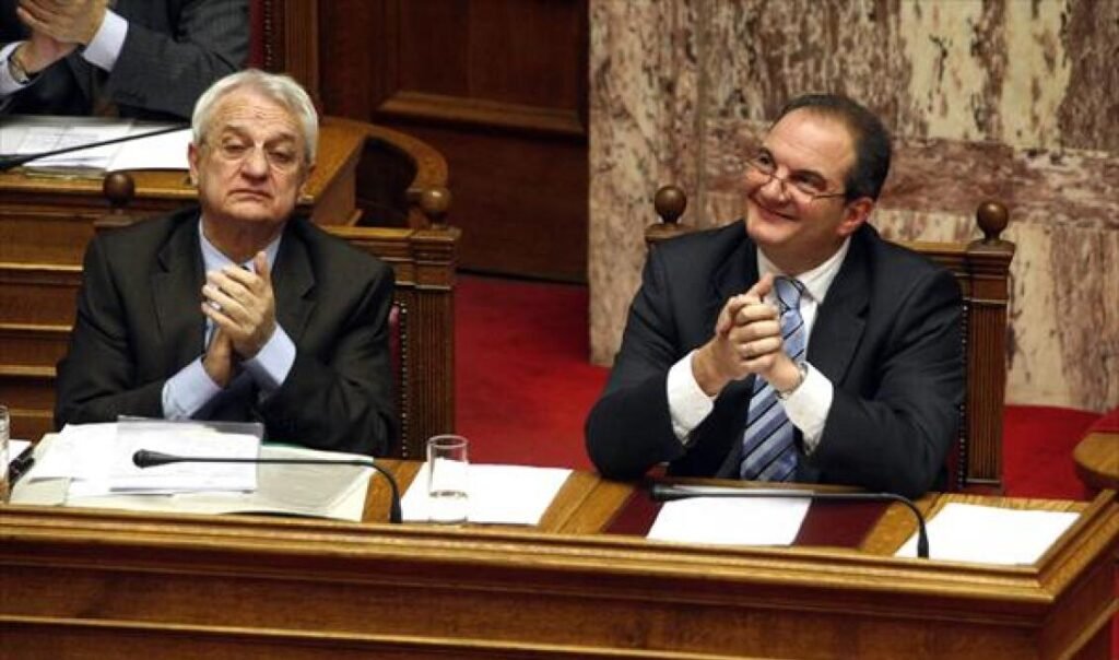 Η παρέμβαση Καραμανλή έφερε «μπηχτή» Μητσοτάκη για το «όλα τα κιλά, όλα τα λεφτά»