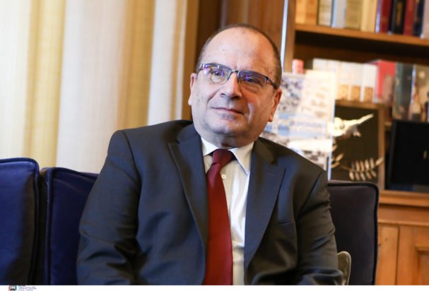 Δίκη για υποκλοπές: «Το κύριο πρόβλημα ήταν πως δεν είχαμε συνεργασία από την ΕΥΠ» – Τι κατέθεσε ο πρώην