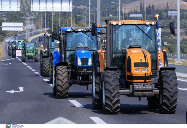 Ανυποχώρητοι οι αγρότες παρά την παρέμβαση του Αρείου Πάγου: Αποκλείουν το λιμάνι του Βόλου – Σήμερα οι