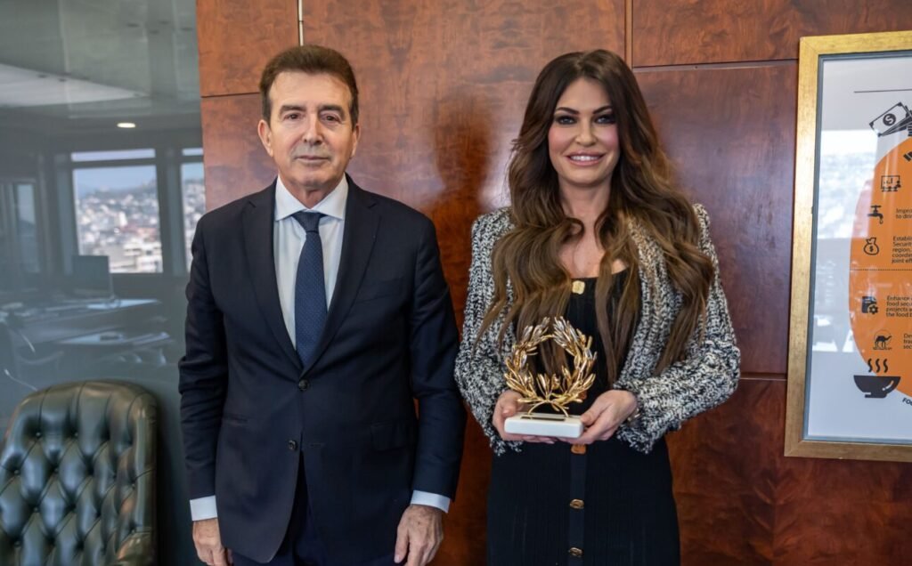 Συνάντηση Χρυσοχοΐδη με Γκίλφοϊλ: Στο επίκεντρο η δίωξη της τρομοκρατίας