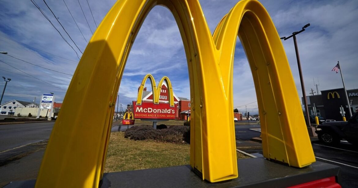 Η McDonald’s απέσυρε διαφήμιση με AI μετά τον σάλο στα social media – «Κατέστρεφε τα Χριστούγεννα»
