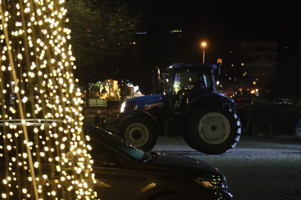 Πρώτη συνάντηση της κυβέρνησης με αγρότες (της Κρήτης) στο Μέγαρο Μποδοσάκη