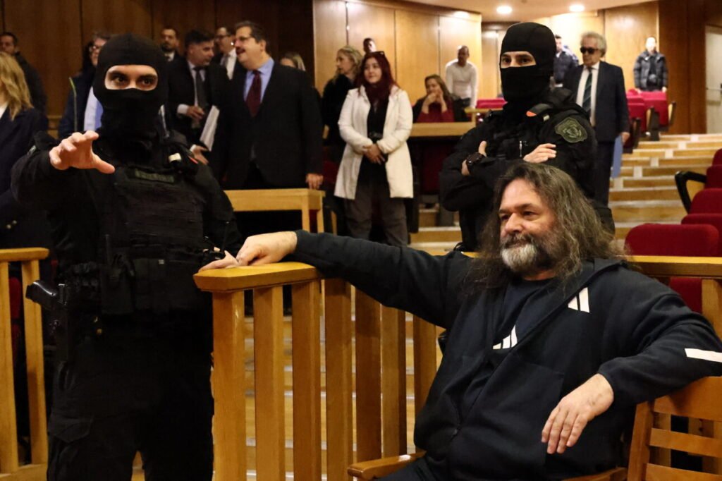 Εισαγγελέας στη δίκη της Χρυσής Αυγής: «Εγκληματική οργάνωση με ναζιστική ιδεολογία»