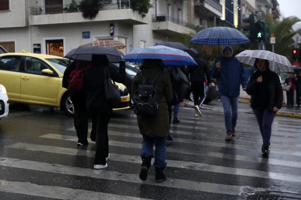 Καιρός: Αστάθεια και τοπικές βροχές σήμερα – Αναλυτική πρόγνωση ανά περιοχή