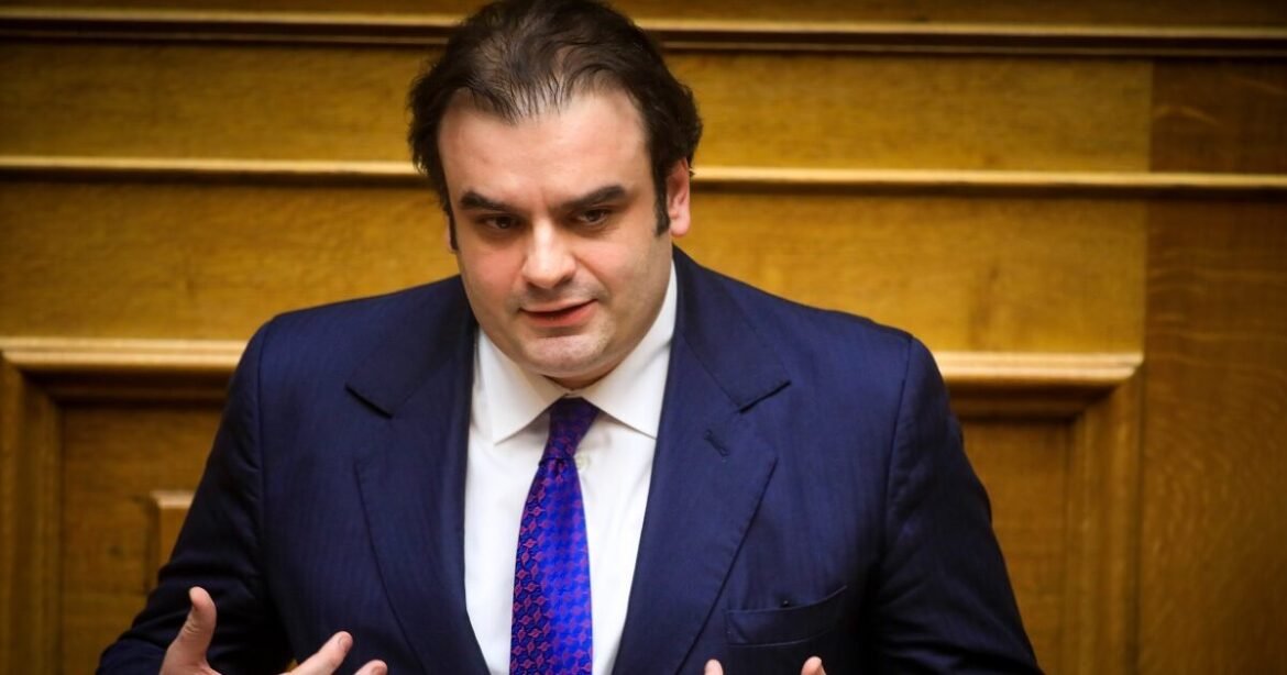 Πιερρακάκης για Προϋπολογισμό 2026: Συνεκτικό δίχτυ προστασίας για την οικογένεια, τον εργαζόμενο και τον συνταξιούχο