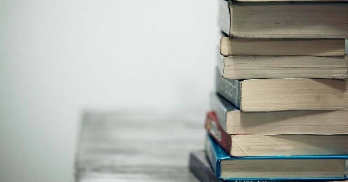 Με ΑΙ τα Άρλεκιν «ξεχνούν» τους μεταφραστές