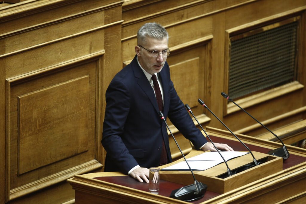 Σφοδρή αντιπαράθεση Σκέρτσου – Κωνσταντοπούλου – μήνυση καταθέτει ο υπουργός