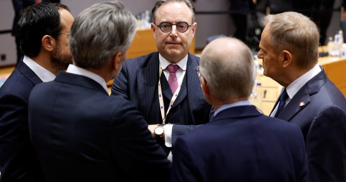 Live: Θρίλερ στη Σύνοδο Κορυφής για τη χρηματοδότηση της Ουκρανίας – Δραματική έκκληση Ζελένσκι