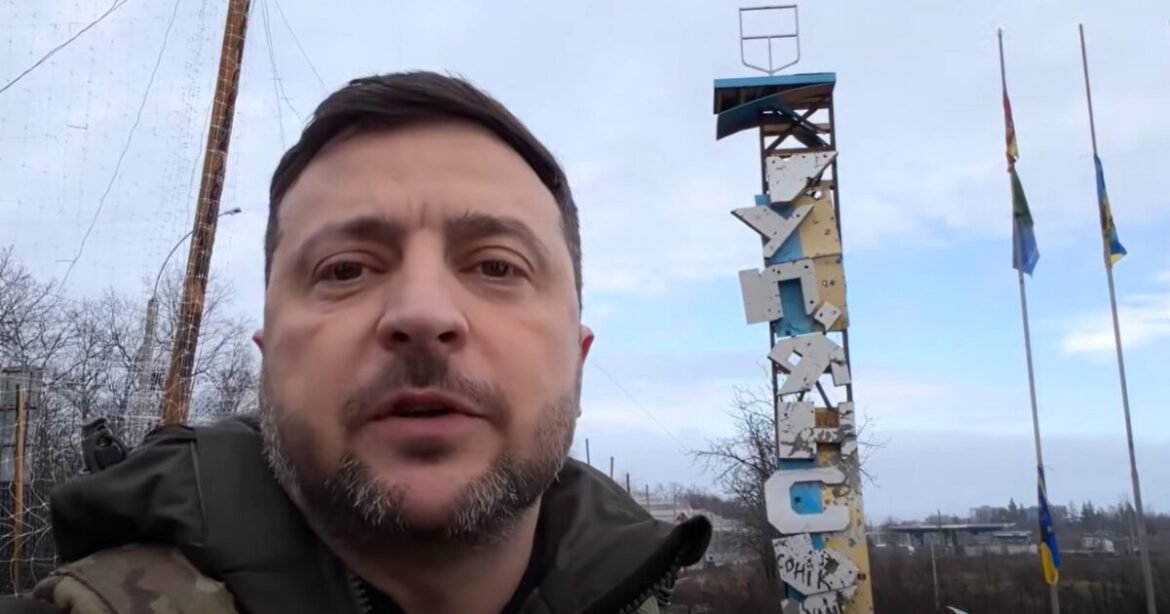 Πούτιν για σέλφι Ζελένσκι στο Κουπιάνσκ: «Είναι ταλαντούχος καλλιτέχνης, αλλά στάθηκε στο κατώφλι. Μπες στην πόλη»