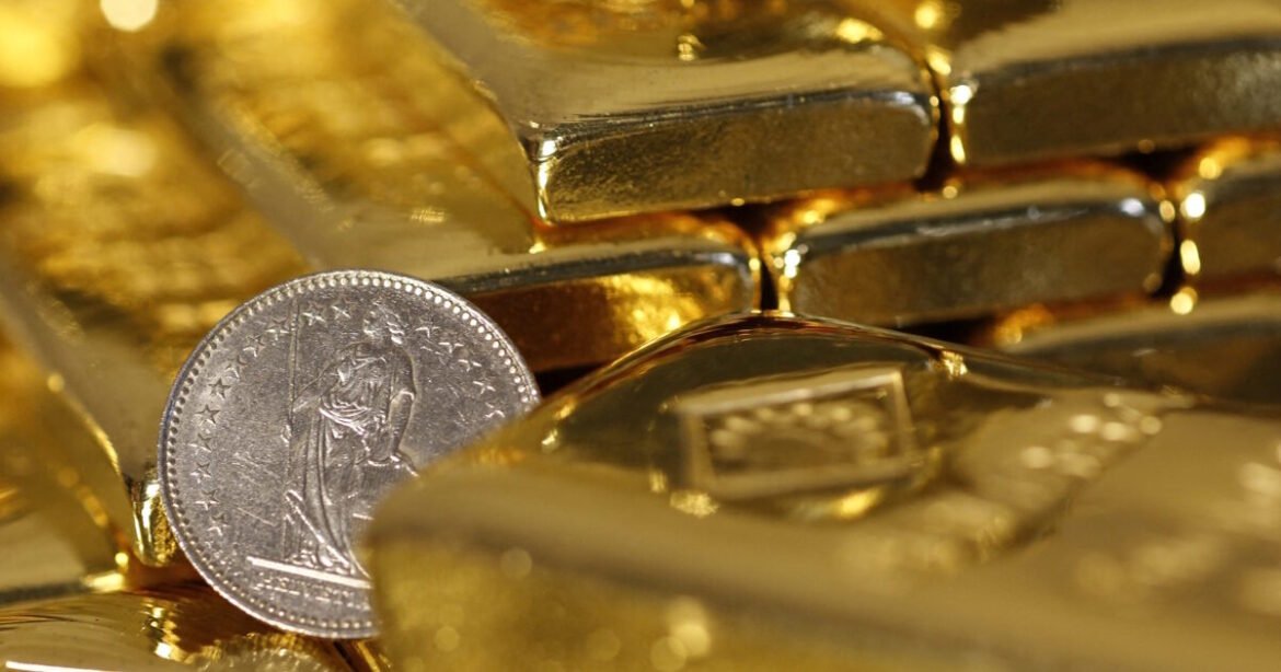 Στα 1.000 ευρώ η χρυσή λίρα – Συνεχίζεται η άνοδος σε χρυσό και ασήμι