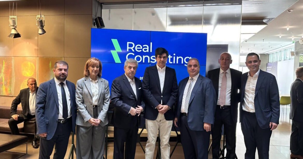 Απόβαση ελληνικών τραπεζών στην Κύπρο ^ επιτέλους μπουλντόζες στο Θριάσιο ^ αυξήθηκαν τα εισοδήματα, αλλά όχι οι αποταμιεύσεις ^ sold out οι πτή