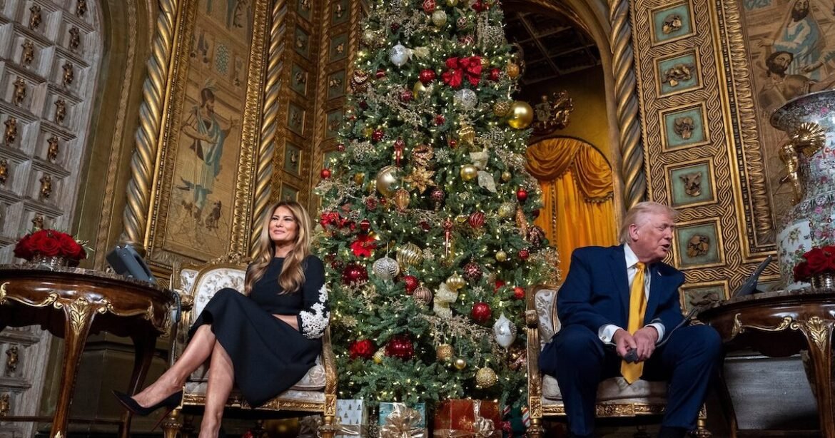 Τραμπ: «Δεν θα αφήσουμε τον κακό Άγιο Βασίλη να μπει στη χώρα»