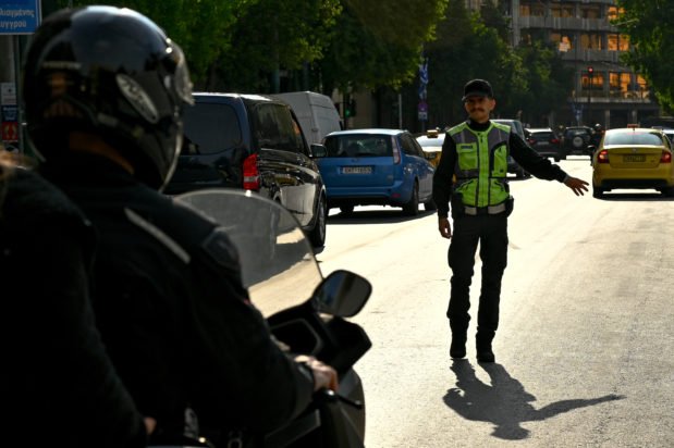 Δυτική Ελλάδα: Αυξήθηκαν οι επικίνδυνες παραβάσεις κατά την οδήγηση το 2025 σε σχέση με το 2024 – Υπερβολική