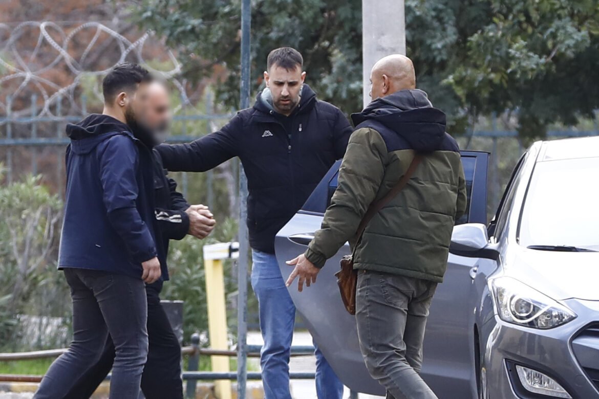 Δολοφονία Ελένης Παπαδοπούλου: Προθεσμία να απολογηθεί την Τρίτη πήρε ο γιος της – «Η υπόθεση έχει κλείσει,