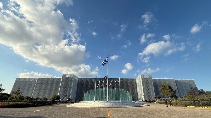 ΥΠΕΘΑ για νέο μισθολόγιο ενστόλων – σημαντικές αυξήσεις, ουδεμία «κρυφή» μείωση