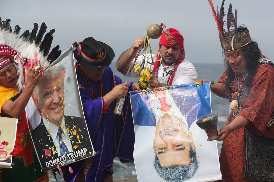 Ο Τραμπ ανακοίνωσε το πρώτο πλήγμα σε έδαφος της Βενεζουέλας: Καταστρέψαμε προκυμαία