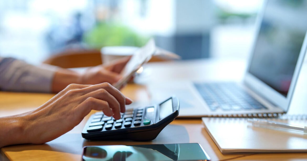 ΑΑΔΕ: Υποχρεώσεις εισοδήματος – Πρόστιμο 2.500 ευρώ σε όποιο ευθυνόμενο πρόσωπο δεν εγγραφεί έγκαιρα