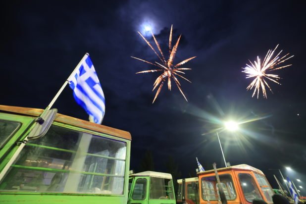 Αποφασισμένοι να σκληρύνουν την στάση τους οι αγρότες – Οι προτάσεις στο «τραπέζι» ενόψει της σύσκεψης την