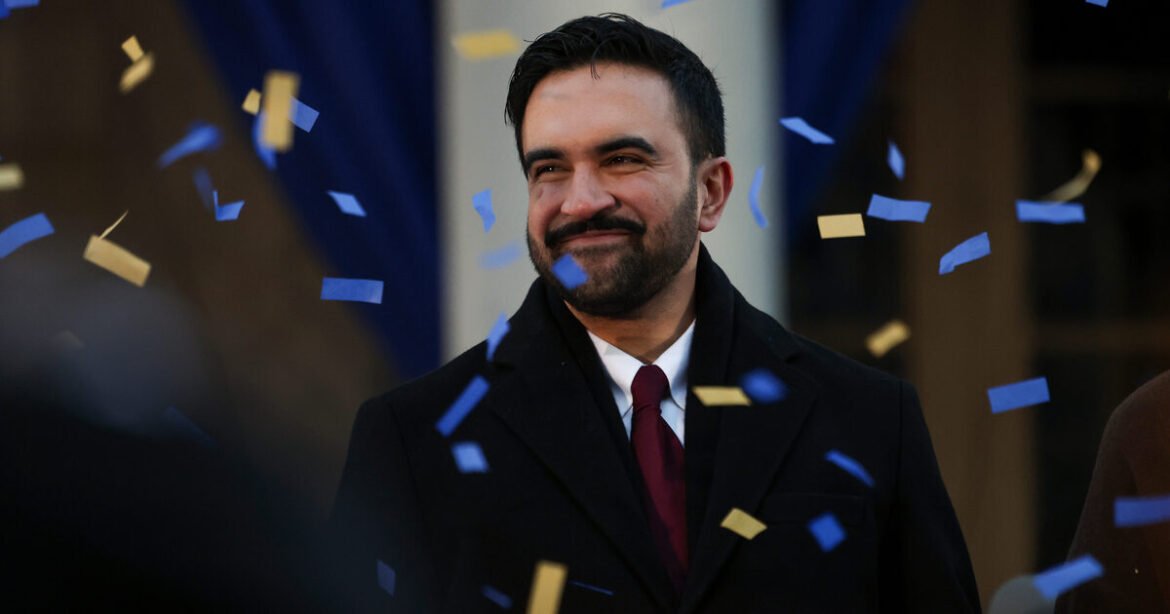 Ορκίστηκε δήμαρχος της Νέας Υόρκης ο Μαμντάνι – «Να δείξουμε στον κόσμο ότι η αριστερά μπορεί να κυβερνήσει»