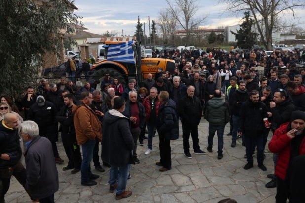 Αγρότες: Όλα τα «βλέμματα» στην πανελλαδική σύσκεψη στα Μάλγαρα – Ανεστίδης: «Δεν υπάρχει διάλογος, μιλάμε