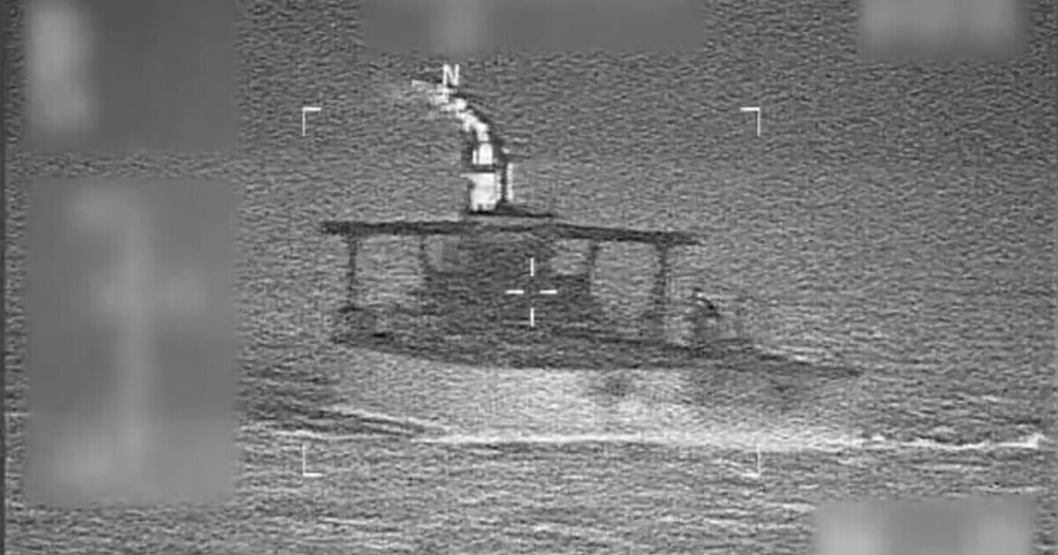 «Ταραγμένα νερά» στον Ατλαντικό – Οι ΗΠΑ κατέλαβαν δύο τάνκερ, το ένα υπό ρωσική σημαία