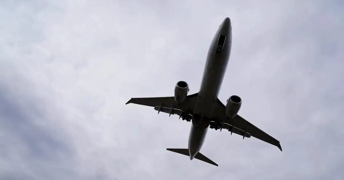 Restart μετά το μπλακάουτ στις αερομεταφορές ^ ένα ακόμη «μπλόκο» ^ το «δωράκι» του ΥΠΟΙΚ ^ αυξάνονται τα «φέσια» ιδιωτών ^ οι μπαταρίες περιμέν