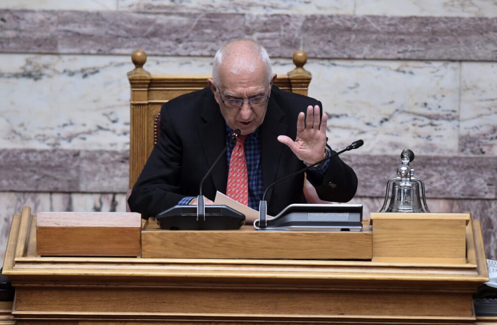 Στη Βουλή η πρόταση Διακομματικής για τον πρωτογενή τομέα – «Οχι» σε Κωνσταντοπούλου για Βενεζουέλα