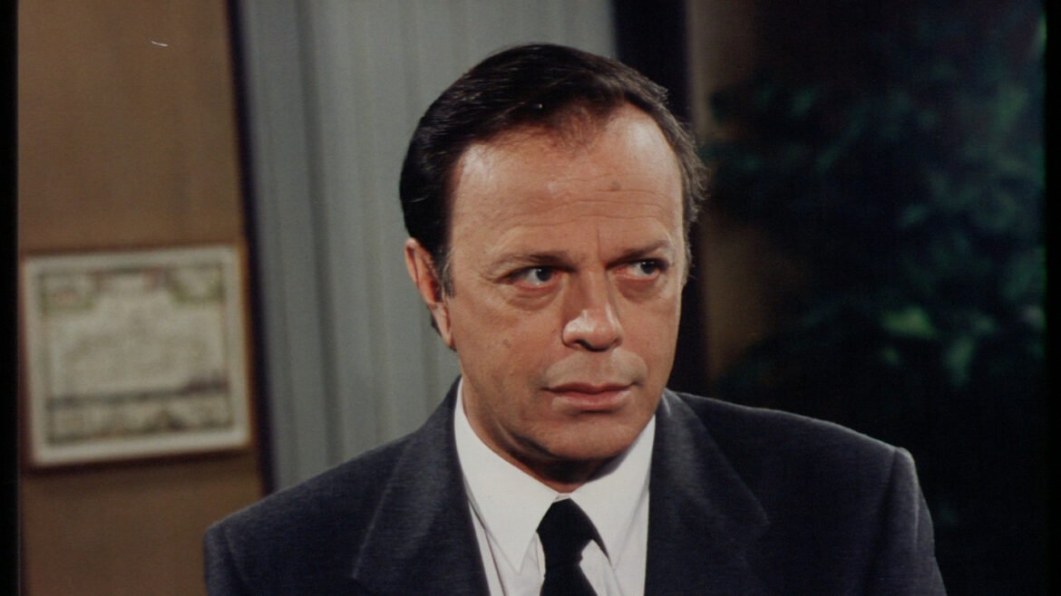 Χρήστος Πολίτης: Το πραγματικό του όνομα, η καριέρα και το… φαινόμενο «Γιάγκος Δράκος»