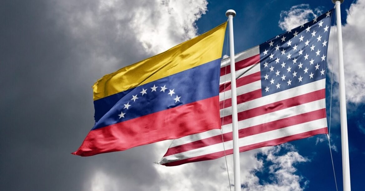 Για πρώτη φορά Αμερικανοί διπλωμάτες έφτασαν στη Βενεζουέλα για συνομιλίες