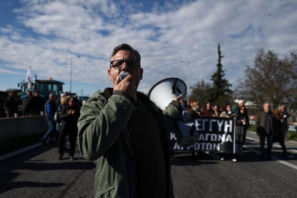 Τραγέλαφος και νέα εμπλοκή από τους αγροτοσυνδικαλιστές για τη… σύνθεση των αντιπροσωπειών στον Πρωθυπουργό
