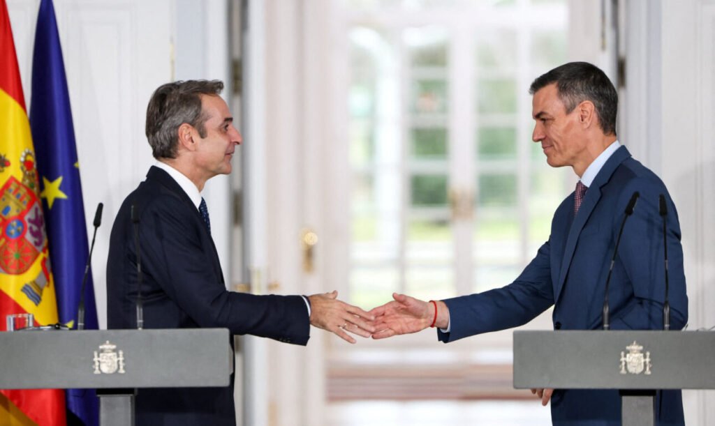 Μητσοτάκης με Σάντσεθ: Η Ευρώπη δεν μπορεί να είναι γεωπολιτικά αφελής
