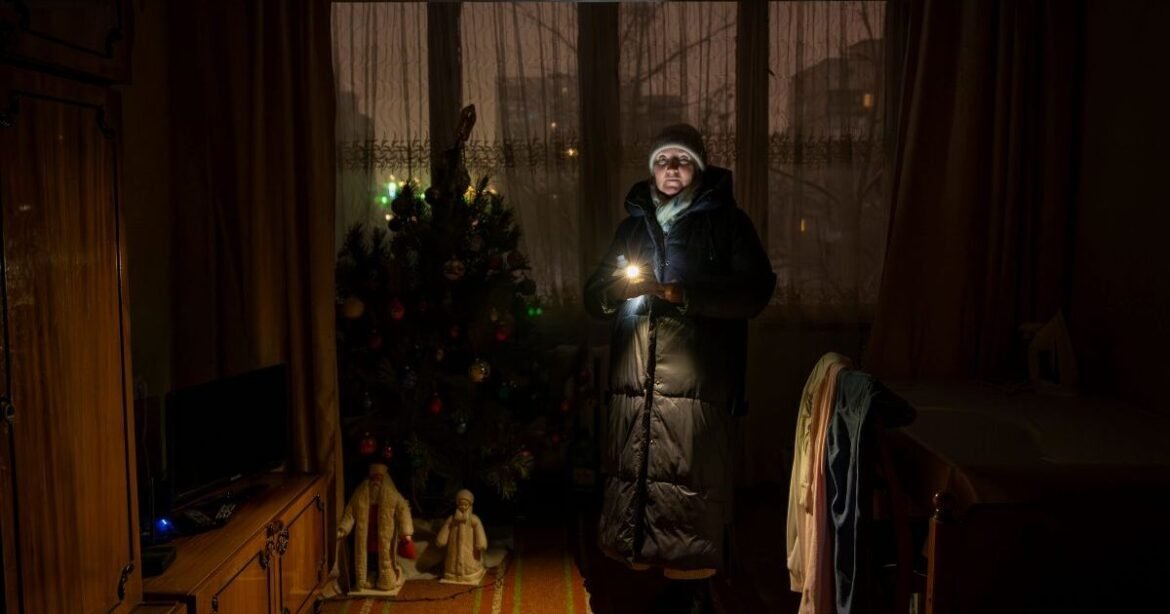 Ουκρανός βουλευτής: Πιθανή η εκκένωση του Κιέβου αν καταρρεύσει πλήρως το ενεργειακό δίκτυο