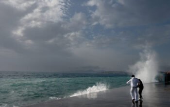 Καιρός: Μικρή άνοδος της θερμοκρασίας σήμερα – Αναλυτική πρόγνωση ανά περιοχή