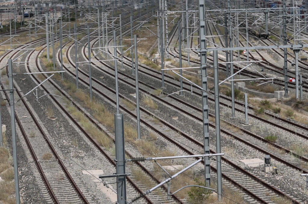 Κυρανάκης: Δέκα μήνες – δέκα κρίσιμες παρεμβάσεις για ασφαλή σιδηρόδρομο 