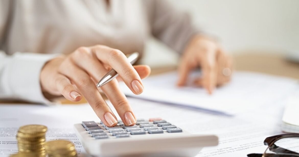 Εξωδικαστικός μηχανισμός: Σε 50.710 ανήλθαν οι ρυθμίσεις οφειλών το 2025 – Στα 15,7 δισ. ευρώ οι αρχικές οφειλές