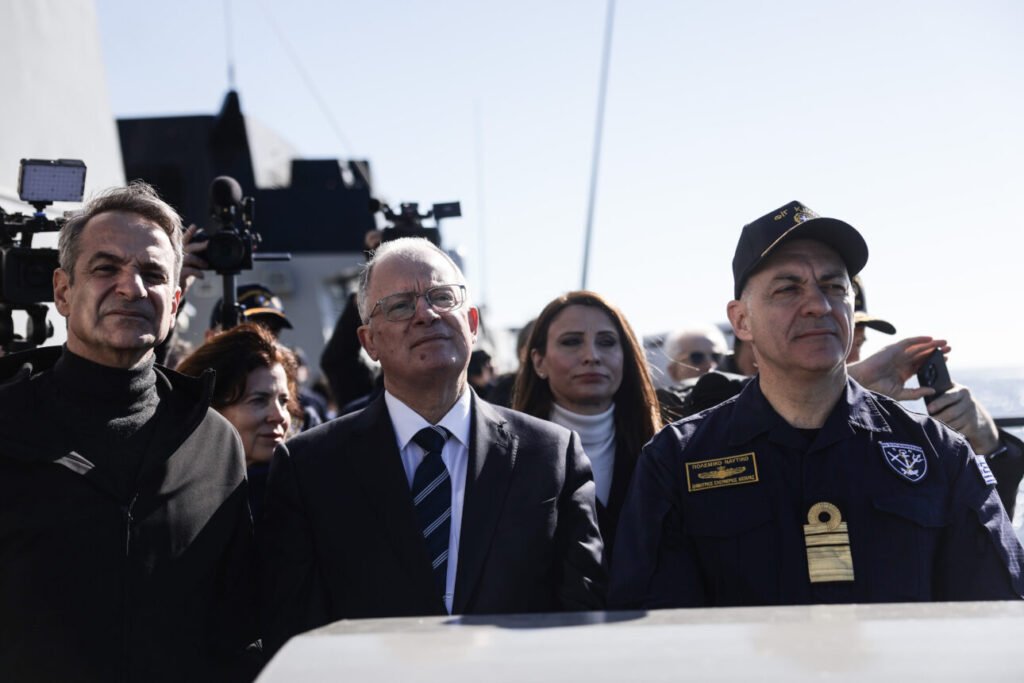 Ο Φάμελλος «τιμωρεί» την Κασιμάτη για την παρουσία της στην τελετή υποδοχής του «Κίμωνα»