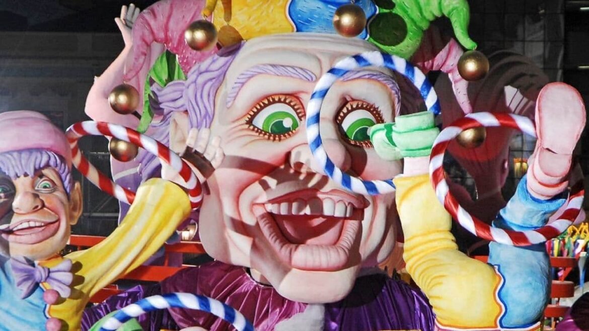 Ξεκίνησαν οι καρναβαλικές εκδηλώσεις στην Πάτρα με το άναμμα της Καρναβαλικής Φλόγας – Δείτε φώτο και βίντεο