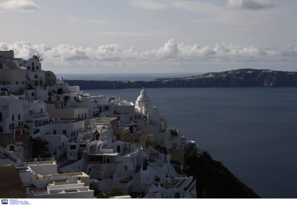 Σαντορίνη: Τι προβλέπουν οι προσομοιώσεις για τσουνάμι από το υποθαλάσσιο ηφαίστειο Κολούμπο – Εκτιμήσεις