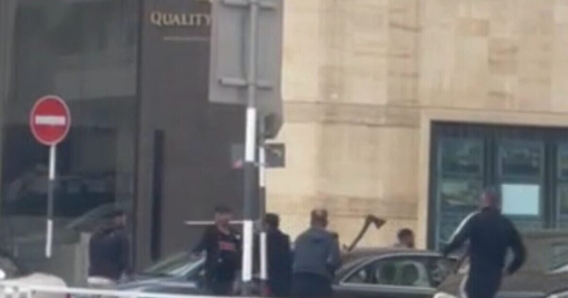 Για «οργανωμένο έγκλημα» και «φατρίες» που πουλάνε προστασία μιλά η Αστυνομία της Κύπρου – Βίντεο από τις σκηνές Φαρ Ουέστ