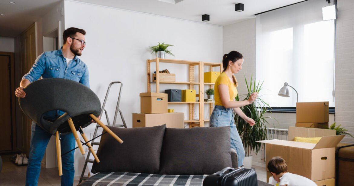 Δυσβάστακτο βάρος για το εισόδημα των ελληνικών νοικοκυριών η στέγαση – Η μειονεκτική θέση στην Ευρώπη