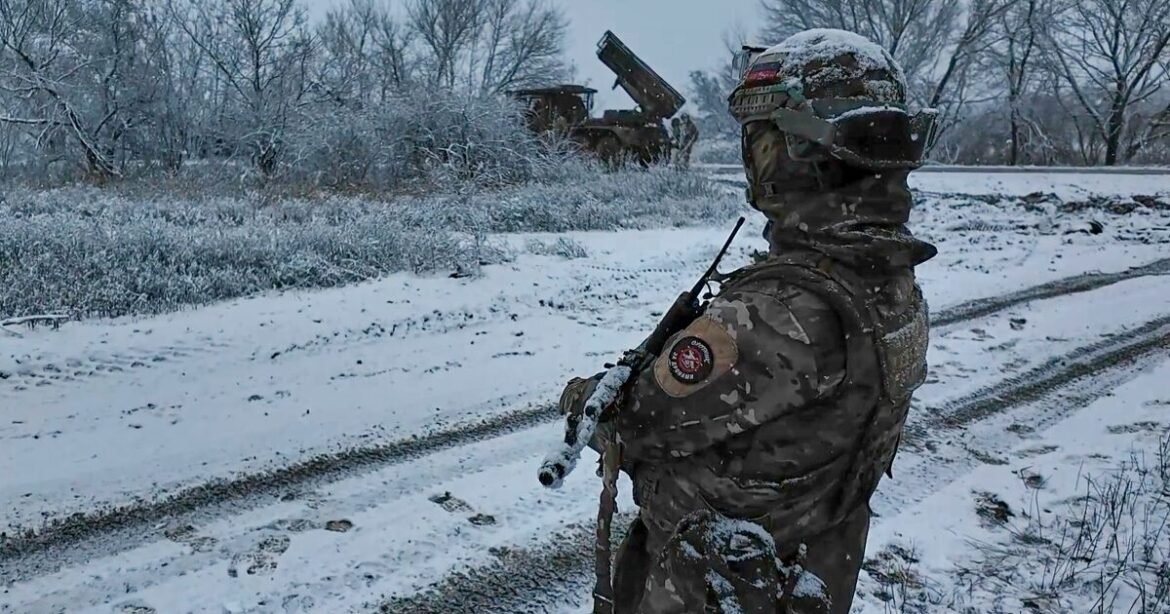 Οι Ρώσοι «σφυροκοπούν» την ενέργεια: Παγώνουν οι Ουκρανοί με φόντο την τριμερή στο Άμπου Ντάμπι