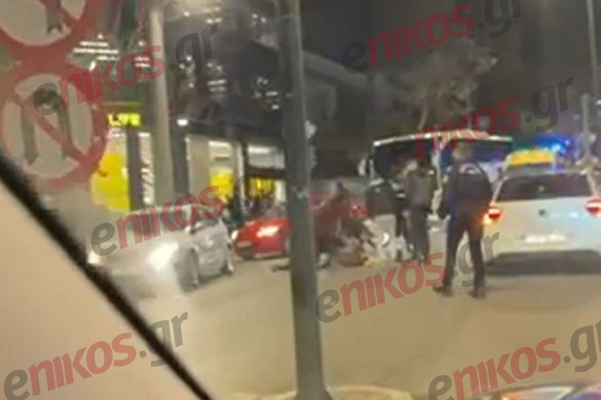 Τροχαίο στη λεωφόρο Γαλατσίου – Τραυματίστηκε στο κεφάλι ένας οδηγός μηχανής – ΒΙΝΤΕΟ αναγνώστη